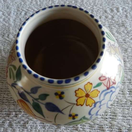 Vintage Poole Pottery Vase  traditional Vase shape No: 353 (9cm Tall) made in Poole Pottery factory