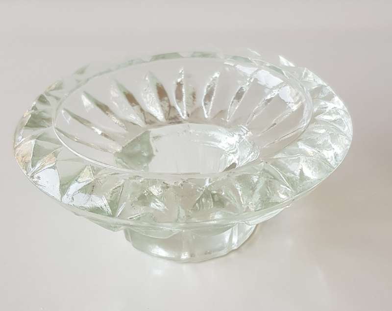 Glass Candle Holders. Set of 5x heavy duty glass candle holders.