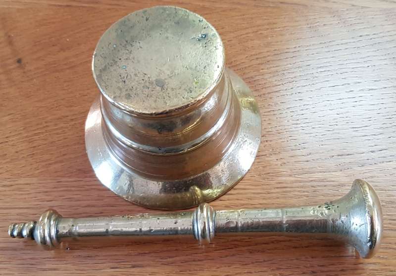Antique Brass Ornament:  Dutch Brass handmade late 19th Century Pestle and Mortar set.