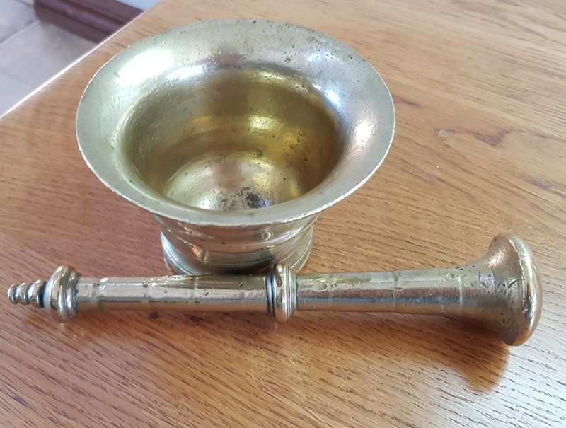 Antique Brass Ornament:  Dutch Brass handmade late 19th Century Pestle and Mortar set.