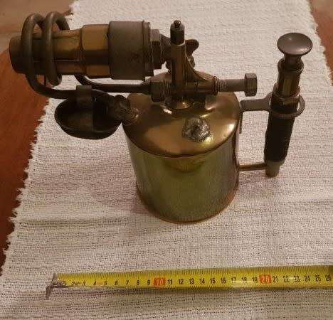 Vintage Brass PRIMUS No. 862 blow lamp torch.
