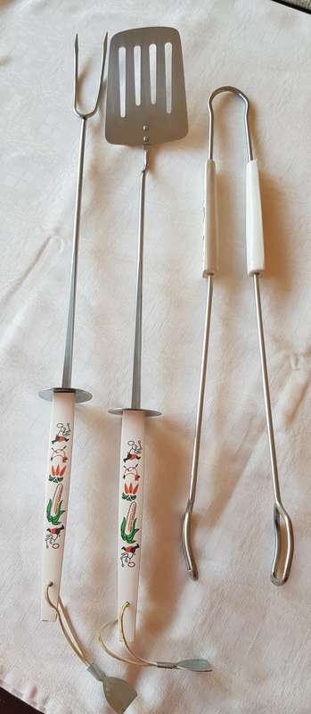 Vintage Steel Braai Utensil Set.  3pce.  As new.  Consists of: 1x Egg Lifter, 1x Fork and tongs.