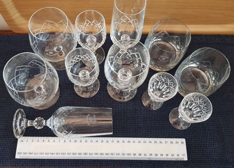 Glasses: Set of mixed Chrystal Glasses. 11 pce