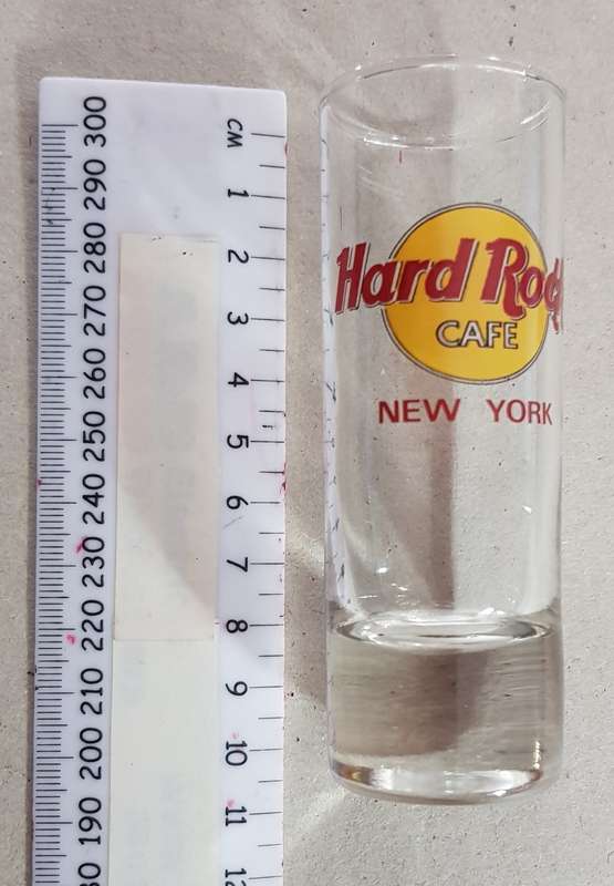Tot Glass: VINTAGE HARD ROCK CAFE RED NEW YORK SHOT GLASS.