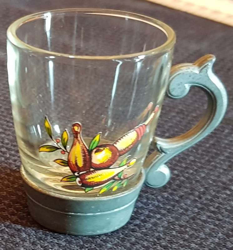 Glasses: Vintage set of 2x shot glasses with pewter base and hand painted design