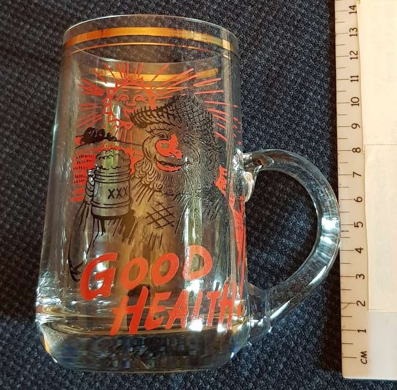 Vintage Beer Tankards. 3x glass with handle, gold rimmed, 1970s type with decal of farmer toasting