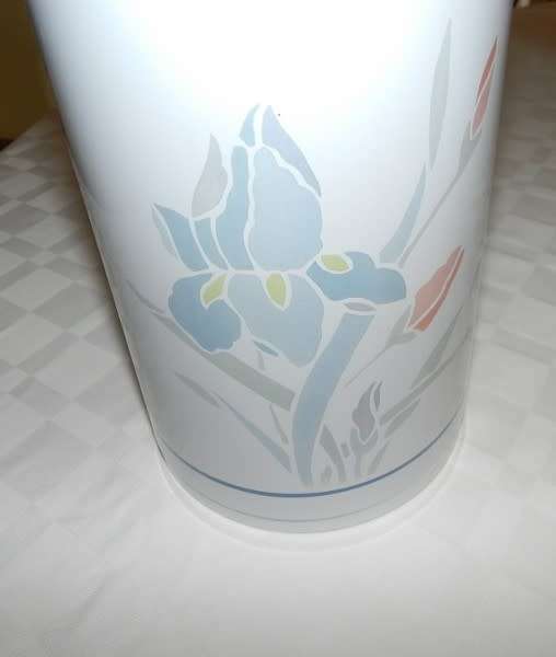 Vintage Air/Pump Pot with vacuum insulated glass interior.  (Thermal) Hot Coffee/cold water dispense
