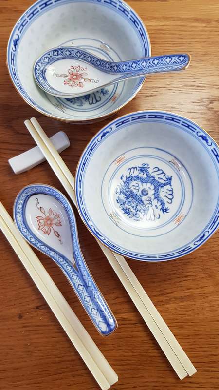 Chinese Classic Set. Blue classical design with gold rim.