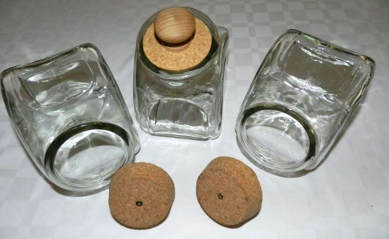 Clear glass Cereal Jars with cork lids and wooden knobs. 3x jar set.