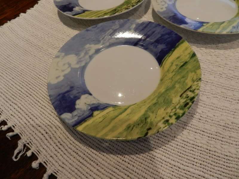 Vincent van Gogh plate/saucer Set of 3. Trade Mark /The Art of Dining by Topchoice