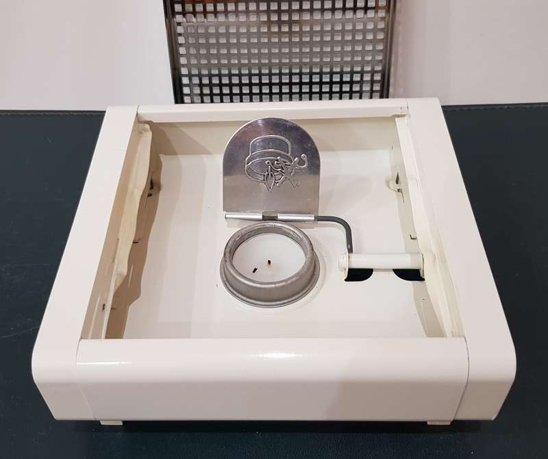 Vintage Brabantia Single Tealight Burner with snuffer and grid.  This is a food plate warmer