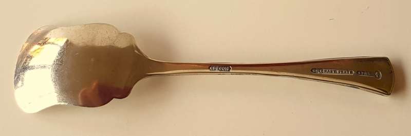 Vintage Silver-plated sugar spoon by Silcraft. A lovely elegant sugar spoon