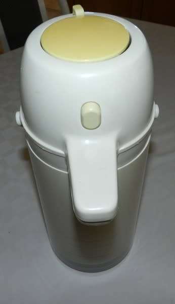 Vintage Air/Pump Pot with vacuum insulated glass interior.  (Thermal) Hot Coffee/cold water dispense