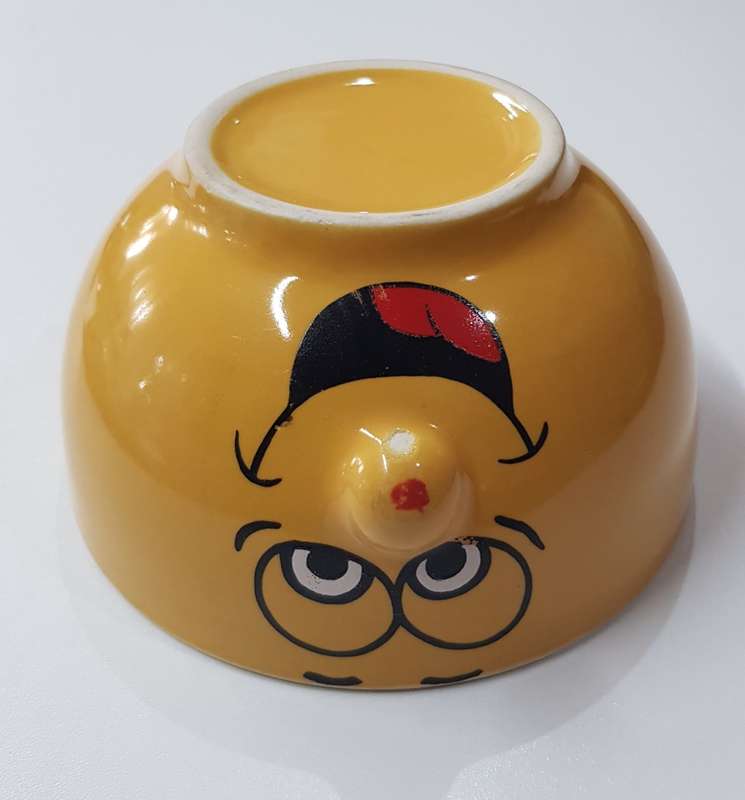 Novelty Ceramic Bowl  Yellow bowl with nose and painted face