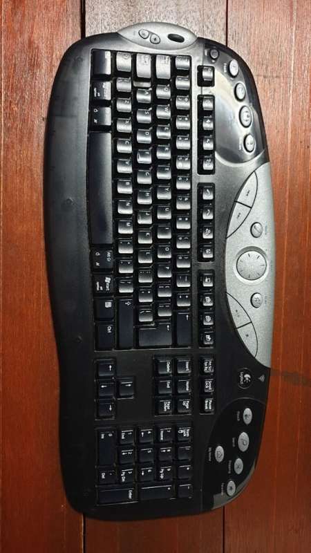 Logitech Wireless Keyboard