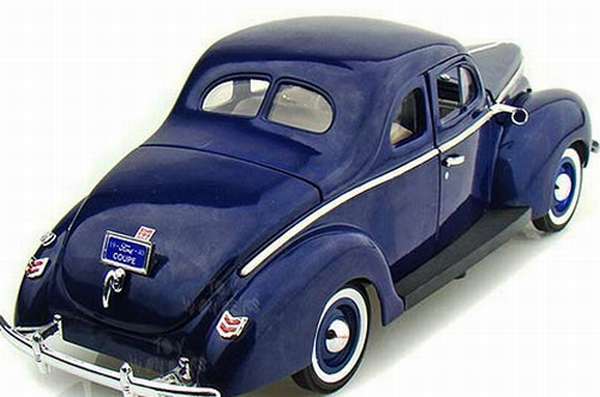 Ford Deluxe Blue 1940 Extremely Rare BOXED