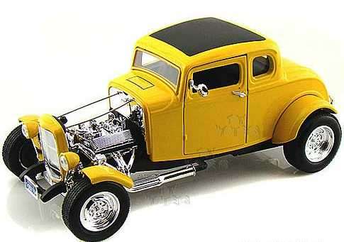 Ford Hot Rod Hard Top 1932 1/18 scale American die cast model Yellow No others on BOB