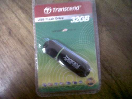 32GB Flash Drive! BARGAIN!!!!!