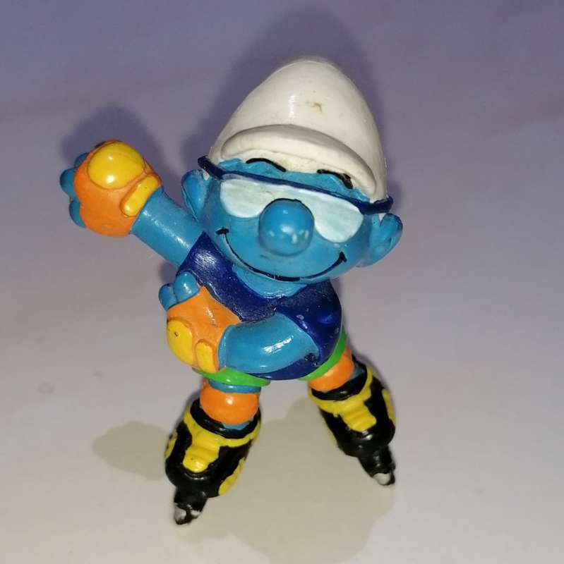 ORIGINAL SMURF INLINE SKATER - 1997