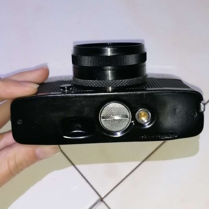 Vintage HALINA CAMERA 35-600 with 1:2.8 lens F=40mm