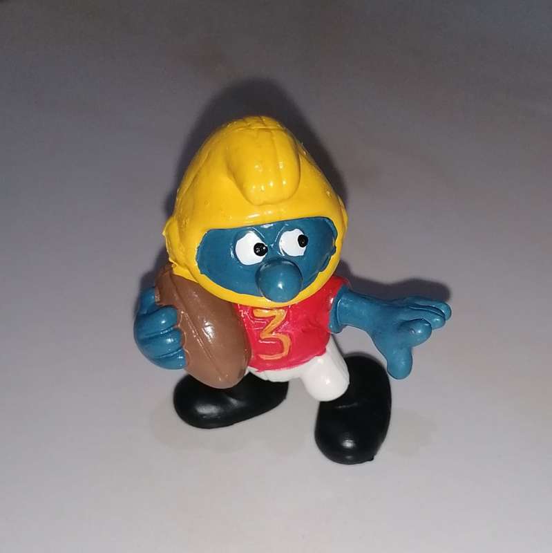 MINT CONDITION VINTAGE ORIGINAL SMURF FOOTBALL - 1980