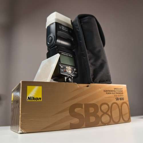 Nikon SB-800