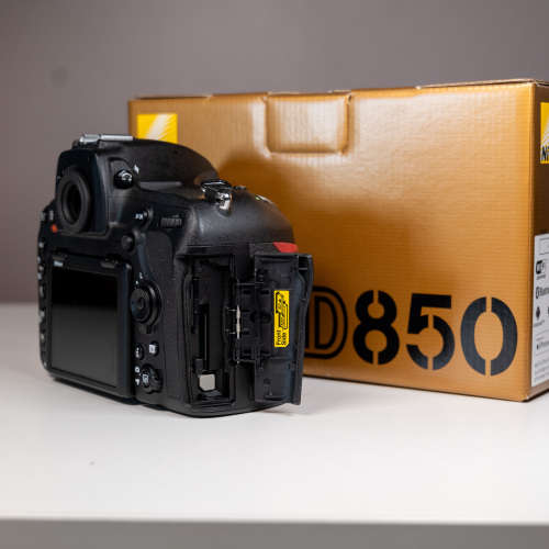 Nikon D850