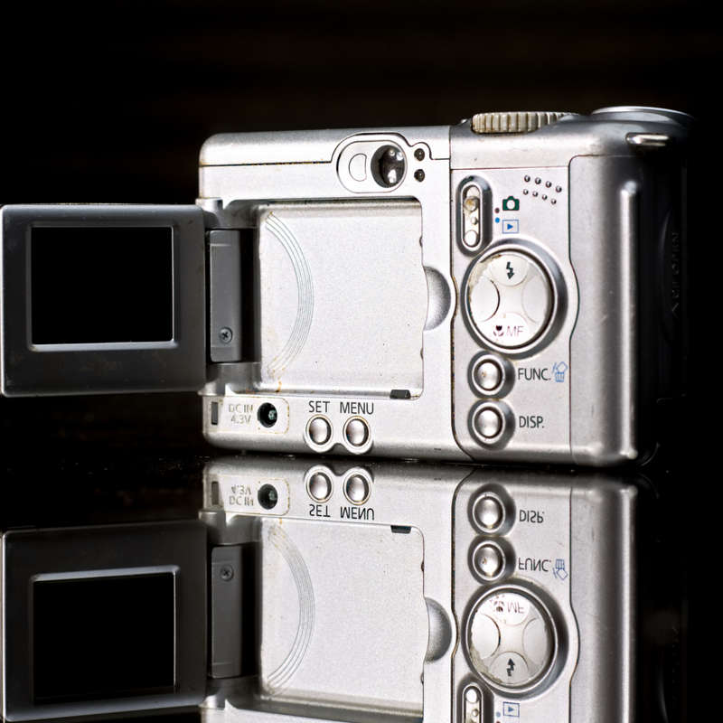 Canon PowerShot A80 4MP Digital Camera w/ 3x Optical Zoom (Powers On/No Image on Screen)
