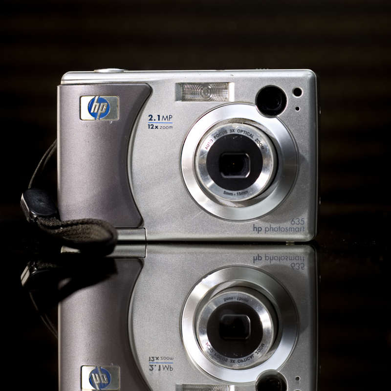 HP PhotoSmart 635 2.1MP Digital Camera - Silver (Working)