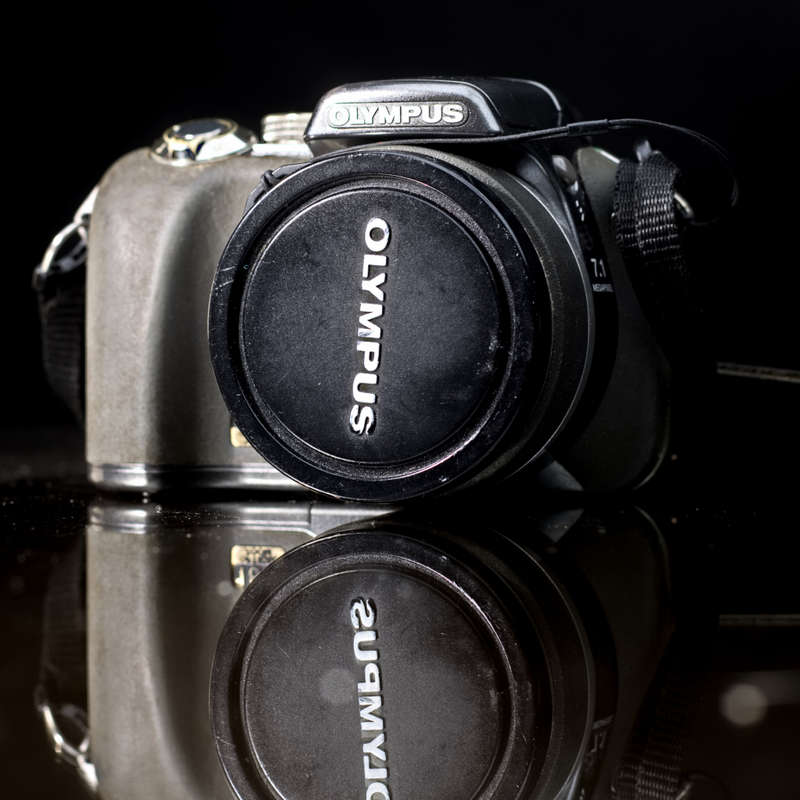 Olympus SP-550 UZ 7.1MP Digital Camera - Gray ( Zoom Error)