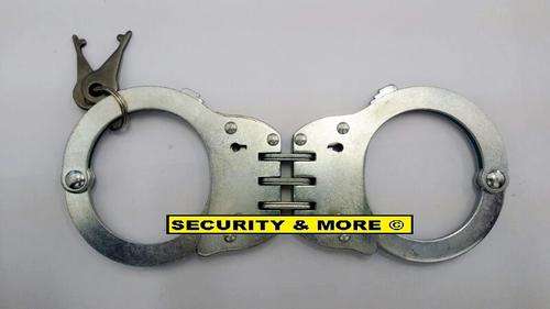POLICE GRADE HANDCUFFS WITH POUCH