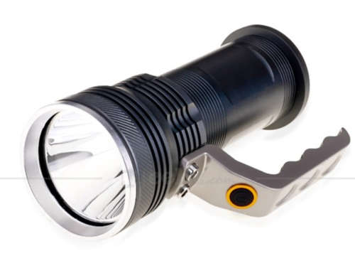 CREE 800 LUMENS LED RE-CHARGEABLE TORCH SEARCH LIGHT  | INCLUDES CAR + WALL CHARGER !  R399.00