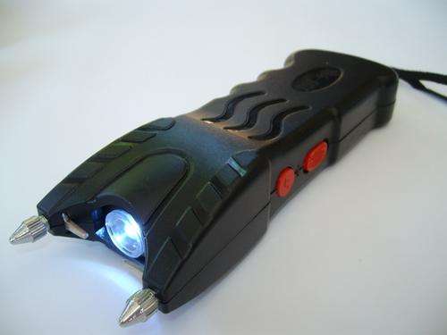 Unisex New powerful - 2.6million volts stun gun JSJ 916 built in torch,free pouch.
