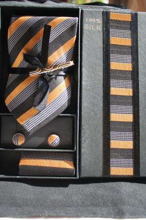 "FREE GIFT INCLUDED!!!"  BOXED 100% SILK HANDMADE TIE, HANKY & CUFFLINK SET