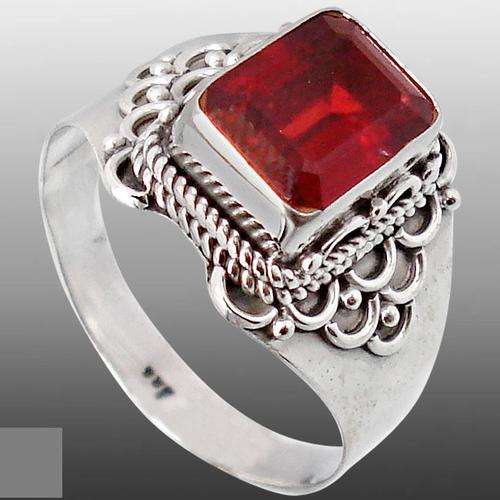 3.89cts RED GARNET GEMSTONE RING CRAFTED IN 925 STERLING SILVER SIZE 8
