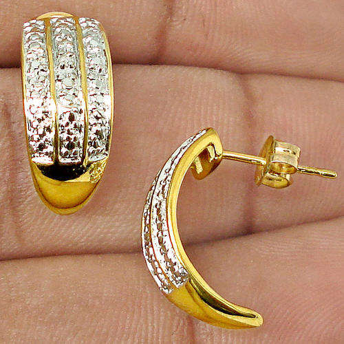 GENUINE WHITE DIAMOND EARRINGS CRAFTED IN YELLOW GOLD