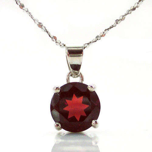 "WINTER MADNESS" GENUINE GARNET ROUND PENDANT IN 925 STERLING SILVER