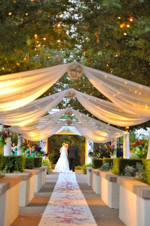 4.8M X 48CM WHITE DRAPING FOR WEDDING/BABY SHOWER OR ANY SPECIAL OCCASION