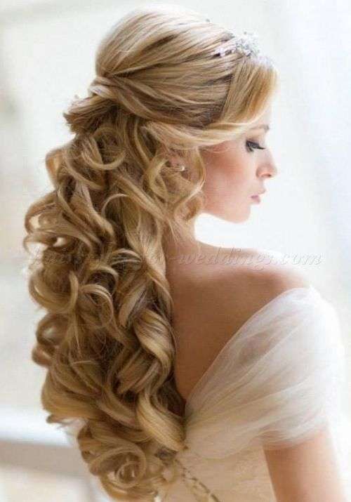 HAIR ACCESSORY  BLONDE OR LIGHT HAIR COLOUR - BUMPIT - HAIR VOLUMIZING COMB