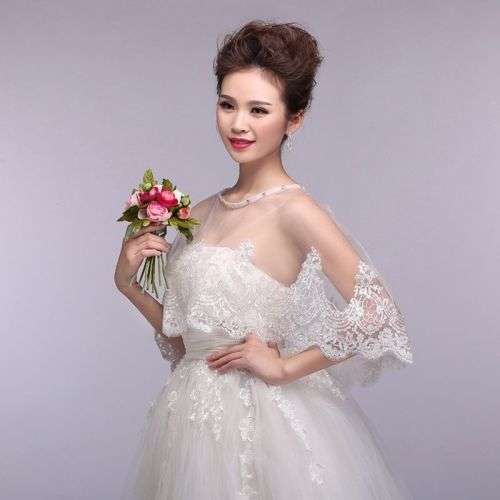 RHINESTONE AND LACE TRIM EDGING IVORY BRIDAL BOLERO SHAWL COVER-UP SUITABLE FOR BRIDE OR BRIDESMAIDS