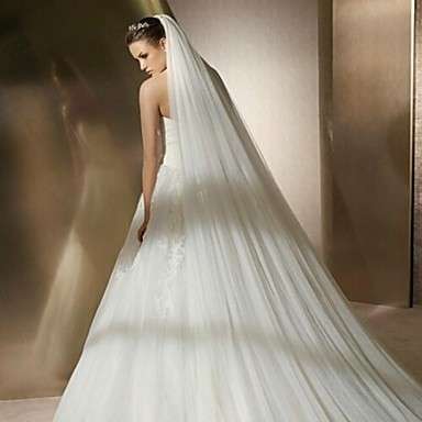 ROMANTIC IVORY BRIDAL VEIL WITH FINISHED  EDGE - SOFT TULLE - 3 METRE - WITH COMB