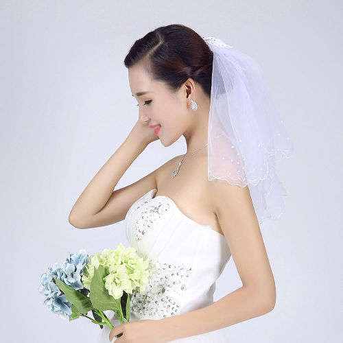STRIKING WHITE BRIDAL VEIL  - BOW WITH RHINESTONES ON COMB WITH SCOLLOPED EDGING AND PEARL DETAIL