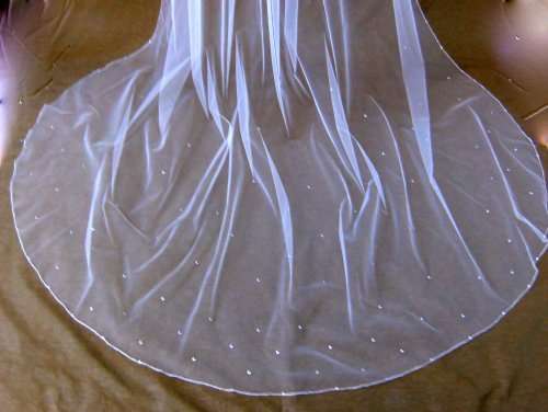 LUXURIOUSLY BEAUTIFULLY CRAFTED 2 TIER VEIL WITH BLUSHER-  3M IVORY  WITH CRYSTAL ELEMENTS