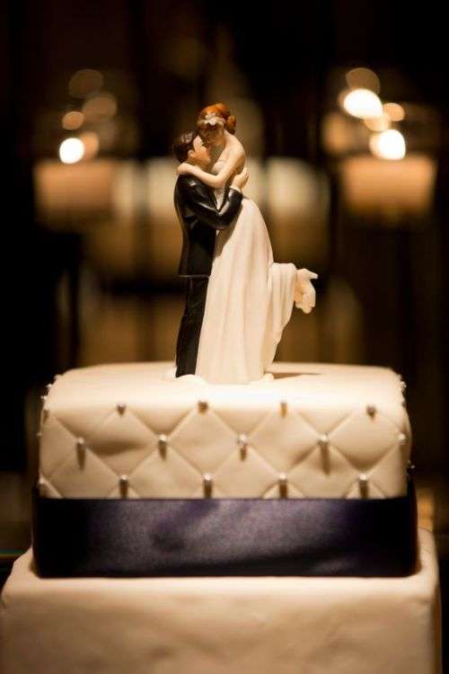 GORGEOUS EMBRACE RESIN WEDDING CAKE TOPPER - BRIDE AND GROOM - "SWEET LOVE"