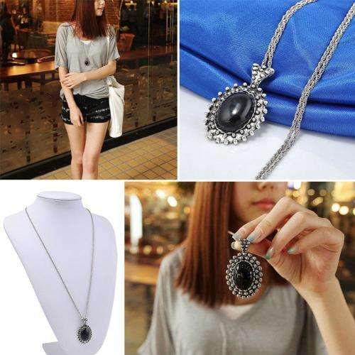 OVAL ONYX CZ  SET IN A SILVER PLATED PENDANT AND CHAIN NECKLACE SET  -  RETRO AND STUNNING