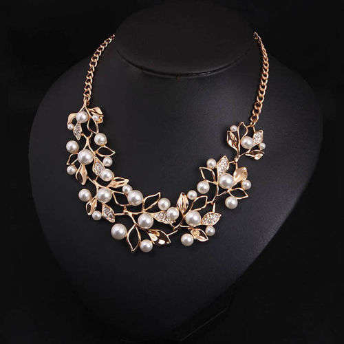 FAUX PEARL AND CRYSTAL CHOKER CHUNKY STATEMENT CHAIN NECKLACE - GOLD