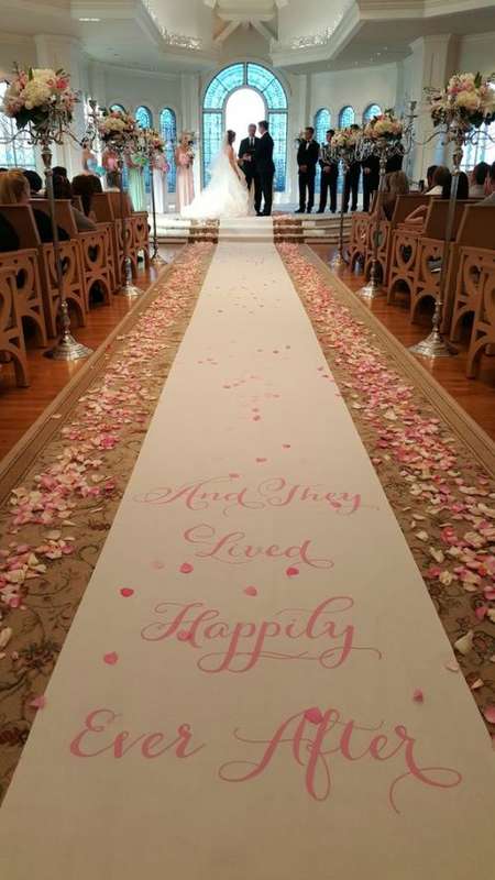1 000 SOFT PINK AND WHITE  SILK ROSE PETALS - USE FOR CONFETTI /TABLE DECOR/ROMANTIC SETTING