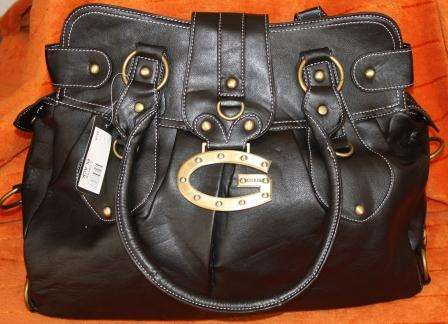 LARGE BLACK *GUESS* LEATHER TOUCH HANDBAG WITH BRASS DETAIL