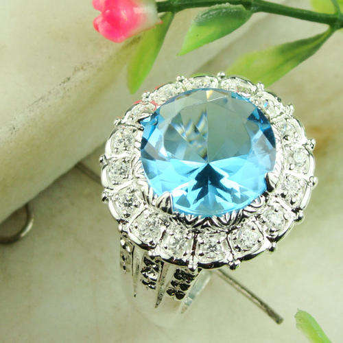 AMAZING BLUE TOPAZ & ZIRCON RING CRAFTED IN HALLMARKED STERLING SILVER