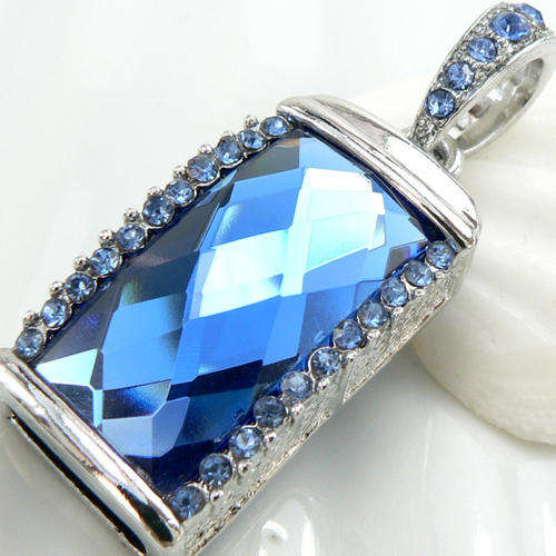 "ONLY BOB SELLER!" USB 4GB FLASH DRIVE/MEMORY STICK BLUE CRYSTAL PENDANT CRAFTED IN SILVER
